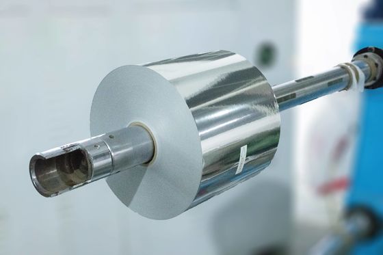 Хорошая цена Отпуск Клейкая водонепроницаемая бумажная оболочка Ролл Матт Серебро ПЭТ 50у Толщина поверхности онлайн