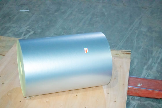 Хорошая цена Самоклеящийся наклейка бумажная рулонка 100у Толщина поверхности онлайн