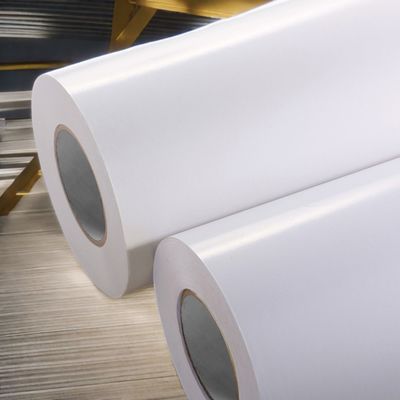Хорошая цена Белая стеклянная бумага Материал маркировки 80 г Покрытая бумага с постоянным акриловым клеем онлайн